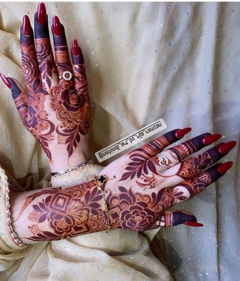 Husband Name Mehndi Designs, Gulf Mehendi Design, Eid Mehendi, Henna Tattoo Designs Hand, Design Henna, Rose Mehndi Designs, Latest Henna Designs, Mehndi Designs For Kids, Simple Mehndi Designs Fingers