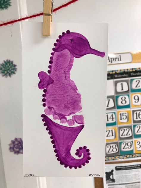 Fish Crafts Preschool, Shark Crafts, Young Toddler Activities, Seahorse Crafts, Baby Footprint Crafts, Infant Crafts, Ocean Craft, Ocean Animal Crafts, Infant Art