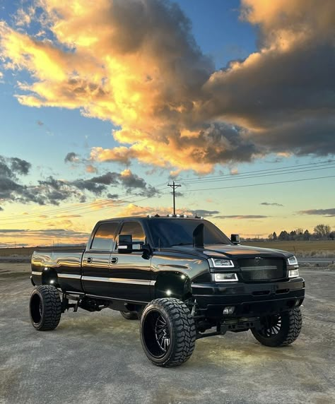 Jacked Up Truck, Chevy Duramax, Country Trucks, Hot Trucks, Chevy Diesel Trucks, Trucks Lifted Diesel, Future Trucks, Black Truck, Duramax Diesel