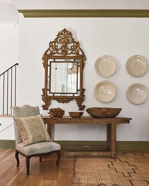 #pamelapierce hashtag on Instagram • Photos and Videos Pamela Pierce, Milieu Magazine, Spanish Table, Painted Wood Floors, Timeless Interior, Gilt Mirror, Ceramic Platters, Beach House Design, Family Room Design