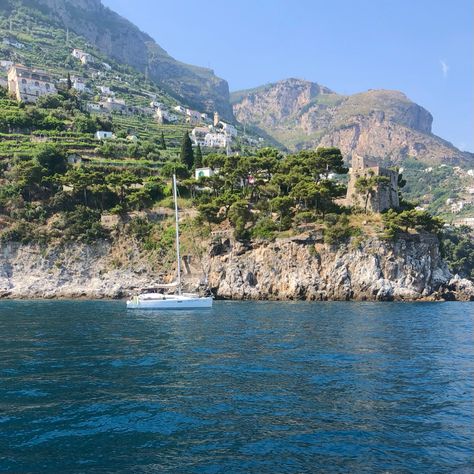 Positano | Amalfi Coast | European summer | Italian Summer | Travel Inspo | Coastal Grandmother | Aesthetic Coastal Grandmother Aesthetic, Grandmother Aesthetic, Summer In Italy, Portofino Italy, Italian Aesthetic, Coastal Summer, Coastal Grandmother, Italy Aesthetic, Clean Aesthetic