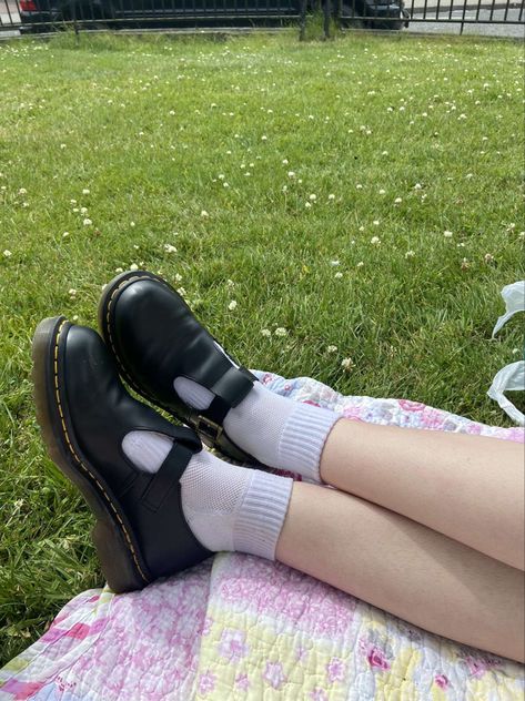 Converse Mary Jane Outfit, Mr Martens, Mary Jane Doc Martens, Doc Martens Aesthetic, Doc Martens Mary Janes, Dr Martens Mary Janes, Wishlist 2024, Ugly Shoes, Ootd Inspo