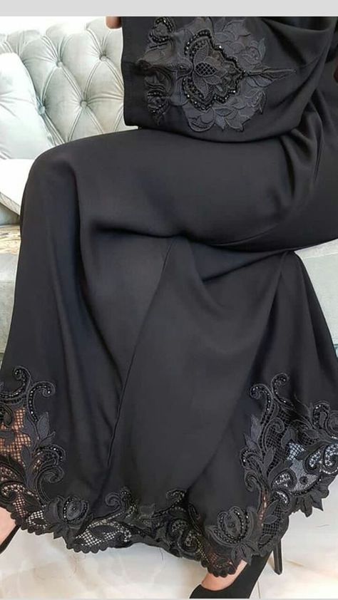 Black Abaya Fashion, Abaya Fashion Dubai Black, Black Abaya Designs, Embroidered Summer Dress, Abaya Fashion Dubai, Moslem Fashion, Persian Fashion, Niqab Fashion, Black Abaya