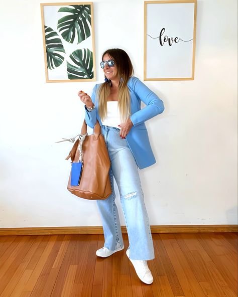 El resumen de hoy son combinaciones con 🩵. Amo el celeste y me parece que se lleva muy bien con varios colores. Cuéntenme cuál es su favorito 👇 . #cosademinaslooks #cosademinasok #outfitinspo #outfitstyle #outfitoftheday #outfittoday #outfitinspiration #outfitideas #outfitblog July 25, Outfit Style, Outfits Casuales, Blazer, On Instagram, Instagram