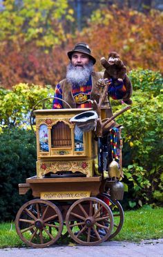 Organ Grinder, Puppet Theaters, Hurdy Gurdy, Band On The Run, Halloween Circus, Paper Theatre, Fairytale House, Toy Theatre, Street Musician