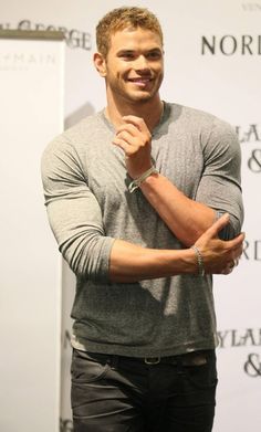 Kellan Lutz Happy Birthday March 15, 1985 Kellan Lutz, Hottest Male Celebrities, Nice Pictures, The Perfect Guy, Good Looking Men, Man Crush, Hottest Celebrities, Hercules, Celebrities Male