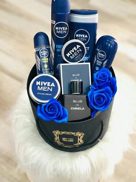 Boyfriend Basket, Wedding Gift Hampers, Fathers Day Gift Basket, For Boyfriend, Wedding Gift Pack, Creative Wedding Gifts, Bridal Gift Wrapping Ideas, Gift Box For Men, Birthday Gifts For Boyfriend Diy