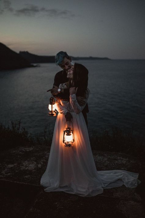 Lantern Wedding Photography, Night Time Elopement, Night Elopement Photography, Halloween Elopement Ideas, Night Wedding Photo Ideas, Lantern Engagement Photos, Lantern Couple Photoshoot, French Engagement Photos, Night Time Wedding Photos