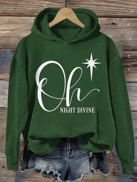 Retro Christmas Tops Math Teacher Shirts, Vintage Festival, Cute Shirt Designs, Hoodie Green, Outfit Trends, Letter T, Print Sweatshirt, Mixing Prints, Christmas Women