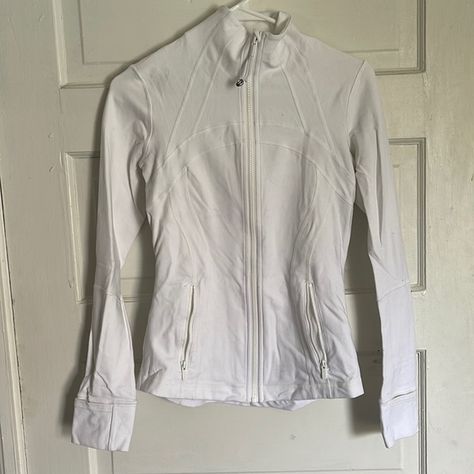 Lululemon Define Jacket White White Define Jacket, Lulu Outfits, Lululemon Shirts, Lululemon Outfits, Lululemon Define, Cute Workout Outfits, Define Jacket, Lululemon Define Jacket, Lululemon Jacket