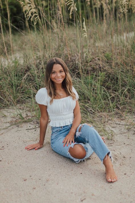 GALLERY — Anna Sanders Photo Senior Pictures Sunset, Senior Portraits Beach, Sunset Senior Pictures, Beach Senior Photos, Hilton Head Island Wedding, Senior Picture Outfit Ideas, Picture Outfit Ideas, Hilton Head Beach, Beach Photo Ideas