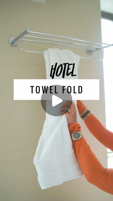 Rohina on Instagram: "Hang your bath towel like they do at the fancy hotels after it dries - this tutorial will show you just HOW easy it is!
.
Turkish Cotton Bath Towel - @aa.living 
.
#hoteltowelfold #hoteltowel #towelfold #diyspa #spatowel #towelfolds #trythisathome #decordiy #towel #bathtowel #foldingtutorial #foldinghacks #hotellife #toweltutorial" How To Hang Bath Towels, Fold Towels Like Hotel, Hotel Towel Folding, How To Hang Towels, Fancy Towels, Hotel Towels, How To Fold Towels, Feminine Health, Diy Spa