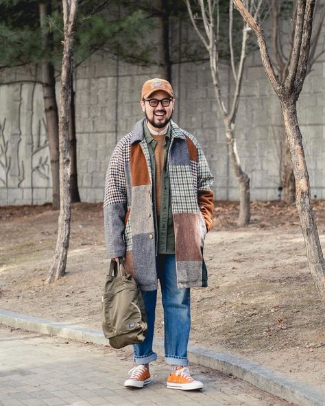 Haneul Lee on Instagram: “다시 겨울..? 🤓 #boogieholiday #wildbricks #guepard #vintage #levis #harristweed #porter #converse #converse1970s” Man Wear, Vintage Clothes, Vintage Levis, Porter, Vintage Outfits, Converse, Outfit Inspo, How To Wear, On Instagram