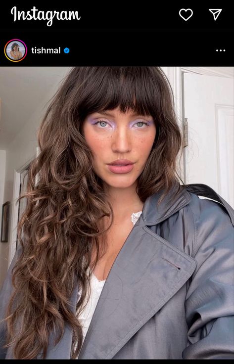 Tishmal Hair, French Fringe, Brown Hair Bangs, Light Fringe, Dark Brunette Hair, Curly Hair With Bangs, Fringe Hairstyles, Dark Brown Hair, Indian Hairstyles