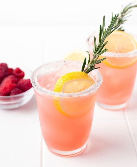 Pink Lemonade Margarita (Pink Senorita) - DIY Candy Lemonade Margarita Recipe, Pink Senorita, Pink Lemonade Margarita, Lemonade Margarita, Traditional Margarita, Tequila Drinks, Classic Margarita, Cocktail Ingredients, Raspberry Lemonade