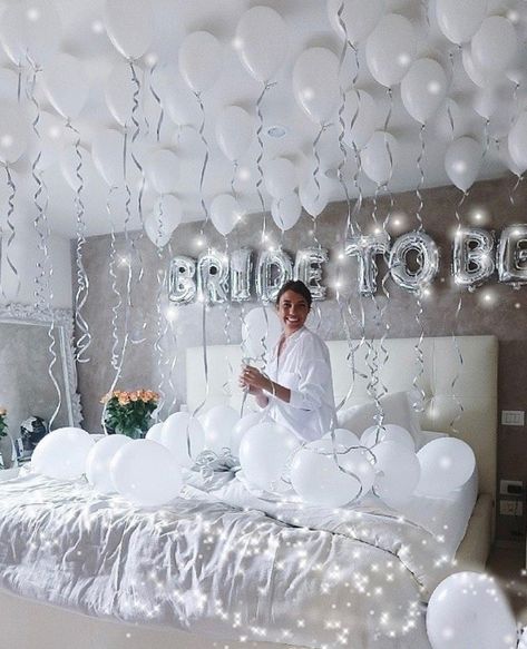 Such a cute way to decorate for the big day! Come on girls, we can do this! Brides Room, Bachelorette Party Weekend, Rustic Wedding Decorations, Bachelorette Party Planning, Bridal Bachelorette Party, Bachelorette Party Games, Creative Wedding Photography, Bachelorette Party Decorations, White Balloons