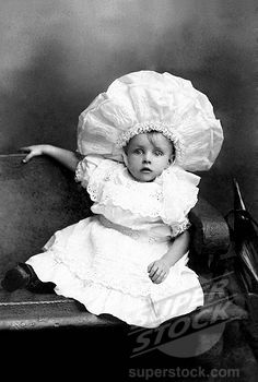 historic nugget Victorian Baby, Vintage Foto's, Vintage Children Photos, Portrait Vintage, Victorian Photos, Images Vintage, Foto Vintage, Photo Vintage, Old Dolls