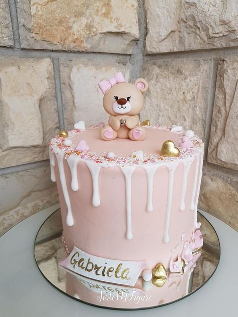 Baby Pink Cake Ideas, Babyshower Cake Pink, Baby Shower Cake Designs For Girl, Baby Girl Bday Cake, New Baby Cakes Girl, Baby Girl Cakes For Showers, Welcome Baby Girl Cake Ideas, Cake For First Birthday Girl, Bear Baby Shower Cake Girl