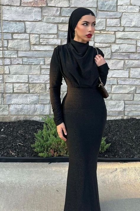 Hijabi Dresses, Gowns Dresses Elegant, Hijabi Fashion, Abayas Fashion, Occasion Dresses, Modest Fashion, Gowns Dresses, Long Dress, High Neck Dress