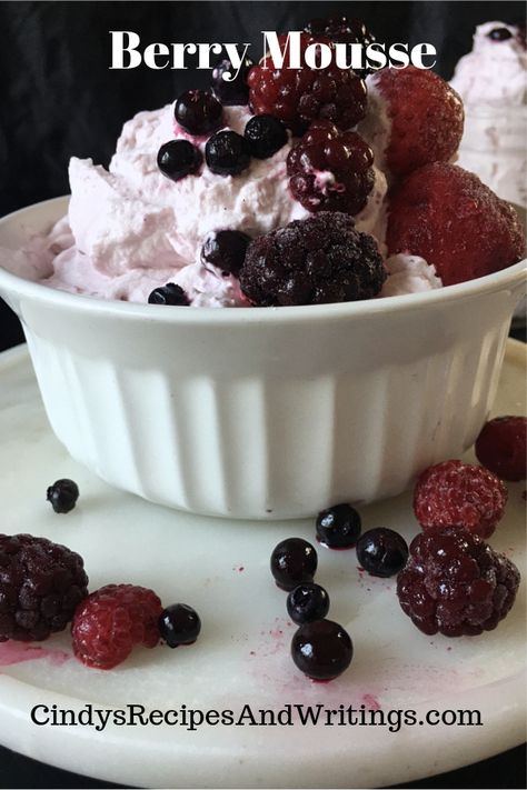 Berry Mousse #SummerDessertWeek - Cindy's Recipes and Writings Berry Mousse, Berries And Cream, Friends Recipes, Fresh Smoothies, Lemon Yogurt, Easy Ice Cream, Ice Cream Pies, Summer Cakes, Summer Dessert Recipes