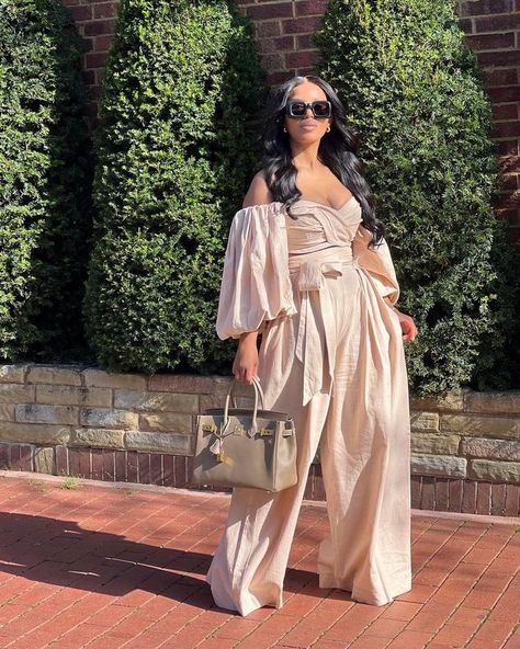 Brunch Outfit Black Woman, Sade Aesthetic, Sunday Brunch Outfit, Blush Outfit, Curvy Petite Outfit, Outfit Curvy, Mom Goals, Feminine Outfits, 2piece Outfits