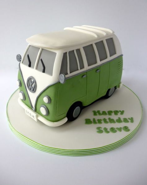 VW Camper van Camper Van Cake, Camper Cakes, Bus Cake, Vw Camper Van, 4th Birthday Cakes, Vw Vintage, Xmas Cake, Cake Shapes, Car Cake