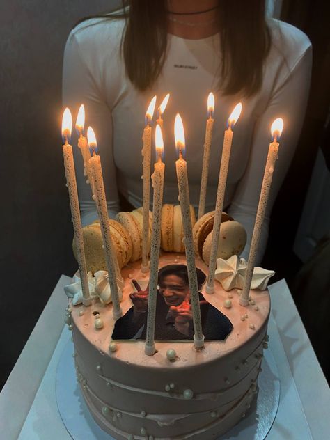 #straykids #skz #bangchan #cake Bangchan Birthday Cake, Bangchan Cake, Skz Cake, Minimalist Cakes, Skz Bangchan, My Bday, Bday Girl, Cake Designs Birthday, Yummy Yummy