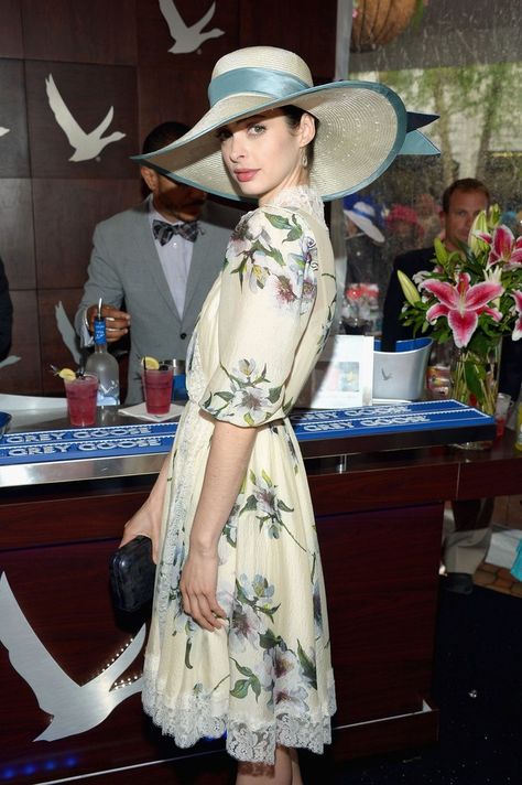 Luke Bryan and his wife, Caroline Boyer, coordinated their hats in | Celebrities at the Kentucky Derby | POPSUGAR Celebrity Photo 1 Krysten Ritter, Derby Outfits, Dolce Gabbana Dress, Inspirational Celebrities, Floral Fashion, Derby Hats, Look Vintage, Celebrity Outfits, Kentucky Derby