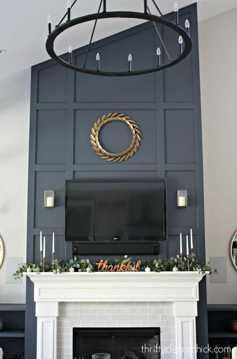 Tall Fireplace Wall, Fireplace Wall Makeover, Story Thoughts, Dramatic Fireplace, Casa Rock, Fireplace Photo, Fireplace Decorations, Fireplace Feature Wall, Tall Fireplace