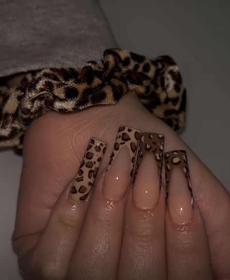 Acrylic Nails Cheetah Print, Acrylic Nails Cheetah, Nail Designs Anime, Cheetah Acrylic Nails, Nails Cheetah Print, Nail Inspo Coffin, Pink Cheetah Nails, Nails Cheetah, Tiger Nails