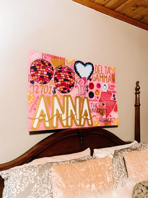 College Town Canvas Paintings, Preppy Cowgirl Paintings, Ideas Of Paintings Canvases, College Canvas Art Dorm Room, College Dorm Canvas Art, College Wall Art Painting, Designer Painting Canvases, Preppy Dorm Painting, College Painting Canvases Dorm Room