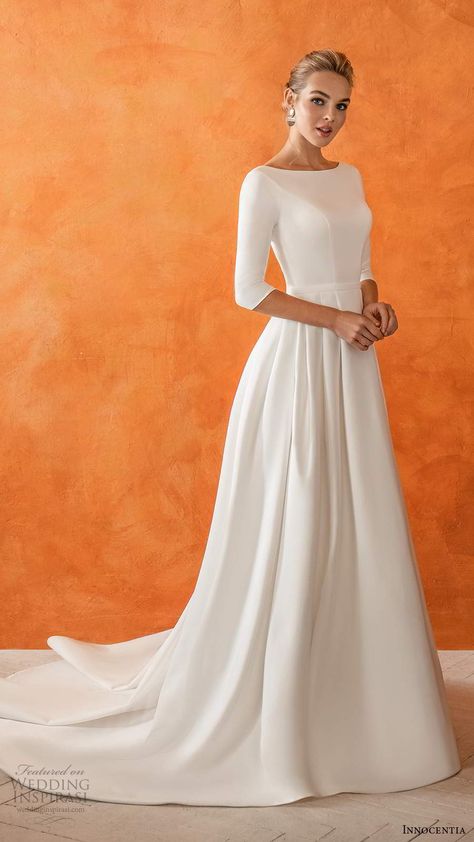 Nature Wedding Dress, Casa Blanca Wedding Dress, Modest Wedding Dresses With Sleeves, Wedding Gown Simple, Simple Wedding Gowns, Wedding Dress Guide, Minimalist Wedding Dresses, White Wedding Dress, Dress Guide