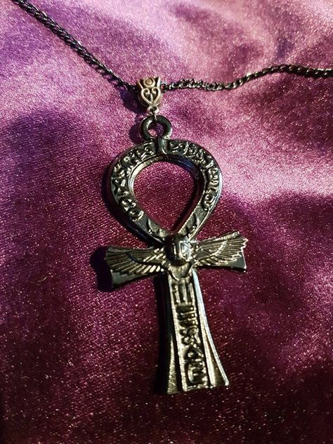 Ankh Jewelry Necklaces, Ankh Necklace Aesthetic, Ank Necklace, Anhk Necklace, Ankh Jewelry, Ankh Pendant, Ankh Necklace, Apocalyptic Fashion, Indie Jewelry