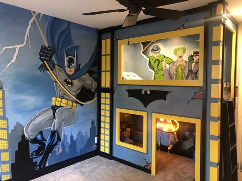 Superhero Bunk Bed, Batman Bedroom Ideas Boys, Batman Playhouse, Batman Room Ideas Boys, Superhero Bed, Avengers Bed, Batman Toddler Room, Batman Bed, Playhouse Loft Bed