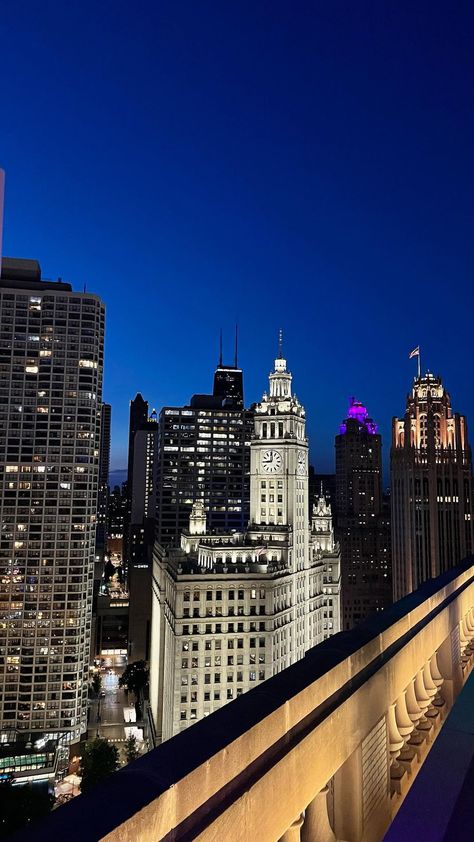 Chicago Rooftop Szn visit chicago • chicago • rooftop season • chicago aesthetic • dinner aesthetics • city night views • city aesthetic • City Aesthetic Chicago, Rooftop Chicago, Chicago Rooftop, Night Views, Aesthetic Dinner, Chicago Aesthetic, Chicago House, Visit Chicago, Aesthetic Feed