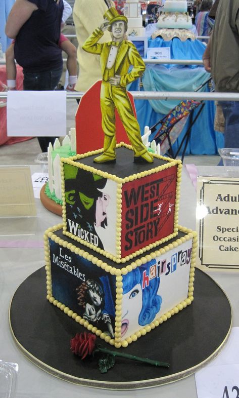 Broadway Cake, Theater Cake, Broadway Musicals Posters, Theatre Cake, Broadway Theme, Broadway Party, Chorus Line, A Chorus Line, Miss Saigon