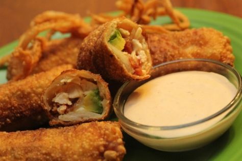 Avacado Egg Rolls, Egg Roll Wraps, Avocado Egg Rolls, Rolls Food, California Pizza Kitchen, California Pizza, Pizza Kitchen, Egg Roll Recipes, Egg Rolls