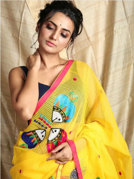 Applique Work Pure Cotton Handloom Sarees (Add to Cart Get 15% Additio – Dailybuyys Applique Work Sarees, Applique Saree, Netted Blouse Designs, Dhakai Jamdani Saree, Net Blouses, Applique Work, Jamdani Saree, Add To Cart, Abstract Floral Print