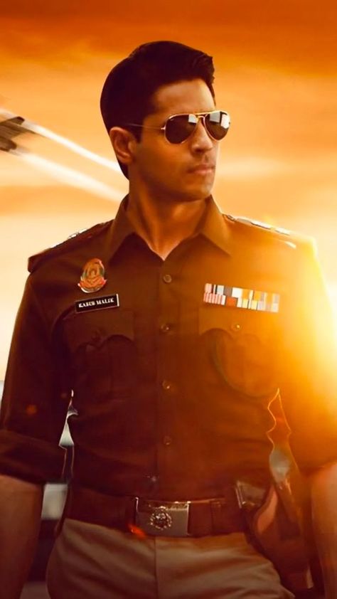 Siddharth Malhotra’s ‘Indian Police Force’ Release Date Confirmed Indian Police Force Siddharth Malhotra, Indian Police Aesthetic, Police Pic, Police Wallpaper, Sid Malhotra, Indian Bollywood Actors, Indian Police, Mumbai Police, Siddharth Malhotra