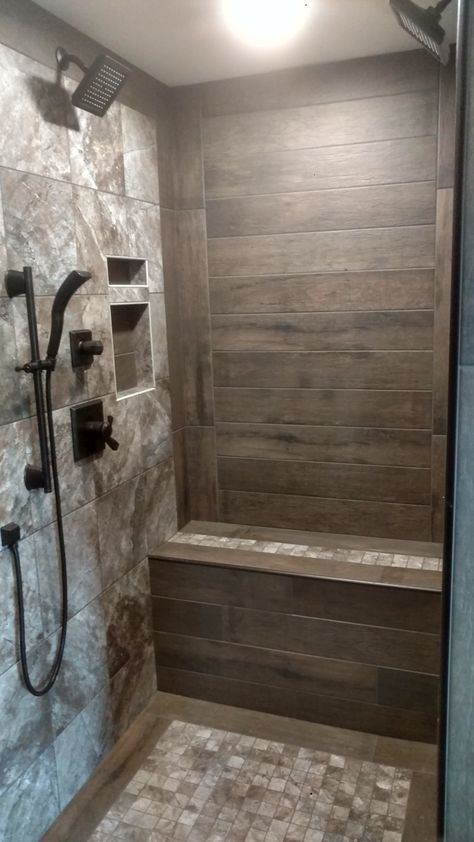 Rustic walk-in shower Shower Interior, Rustic Bathroom Shower, Makeover Kamar Mandi, Small Shower Remodel, Shower Tiles, Bathroom Tub Shower, Cabin Bathrooms, Rustic Bathroom Designs, Diy Shower