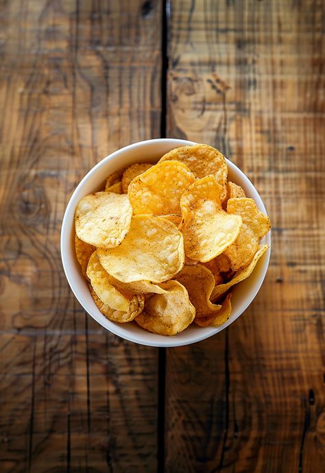 Learn How to Cook Air Fryer Potato Chips Recipe For Free | Recipes You'll Love, Made Easy! Potato Chips Healthy, Make Potato Chips, Air Fryer Potato Chips, Potato Chips Recipe, Trendy Recipes, Air Fryer Potato, Fried Potato Chips, Potato Chip Recipes, Fried Chips