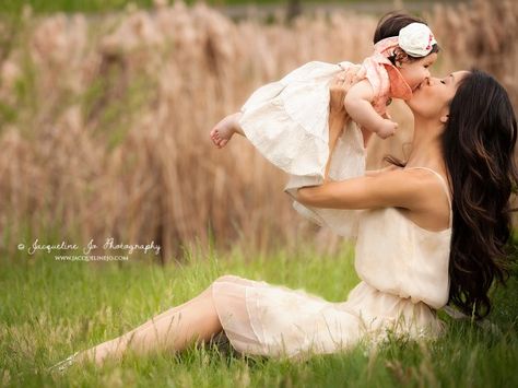 Mother & Daughter photography #6 month old baby Jacqueline Jo Studio NJ | New Jersey Family Photography & Destination Photography | www.jacquelinejophotography.com Photo Bb, Daughter Photo Ideas, Mommy Daughter Photos, Mother Daughter Pictures, Daughter Photography, Mother Daughter Photos, Mother Daughter Photography, 6 Month Old Baby, Destination Photography