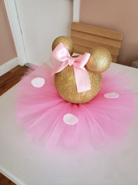 Mini Mouse Table Centerpiece, Minnie Mouse Pink Centerpieces, Minnie Mouse Centerpieces 2nd Birthday, Pink And Gold Minnie Mouse Centerpieces, Minnie Mouse Party Centerpieces, Diy Minnie Mouse Centerpieces, Mini Mouse Centerpiece, Minnie Mouse Centerpiece, Minnie Mouse Centerpieces Ideas