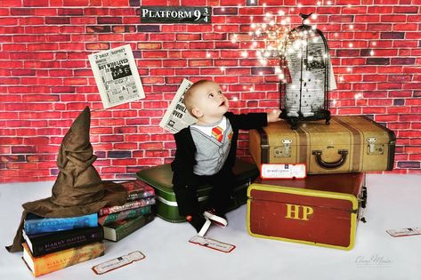 Little dude is 9.75 months and parents are huge HP fans! 🤓 This might be my favorite shoot ever! Harry Potter Baby Photoshoot 9 3/4, Harry Potter Baby Photoshoot, Harry Potter Photoshoot, Old Harry Potter, Sorting Ceremony, Harry Potter 9, 4 Month Baby, 4 Months Old, Harry Potter Baby