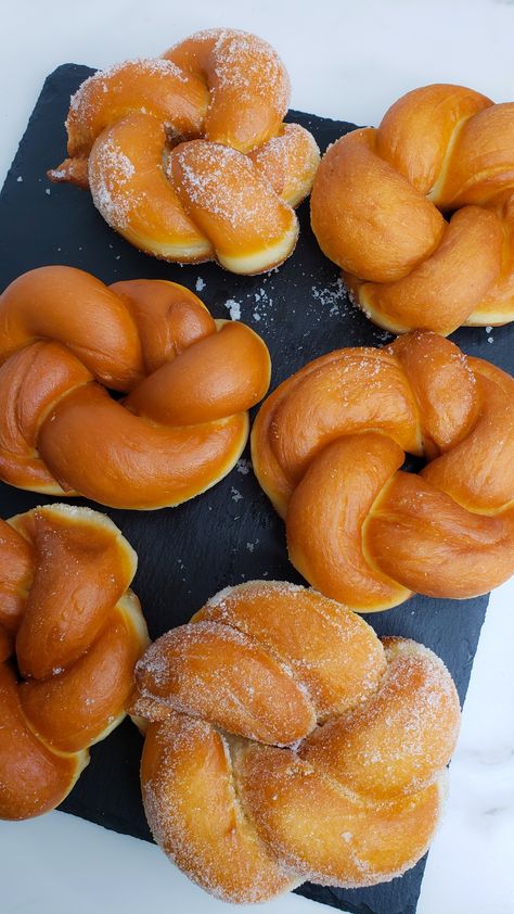 Soft Donut Recipe, Donut Recipe, Cute Baking, Classic Cake, Donut Recipes, Artisan Bread, How To Make Bread, No Bake Desserts, Baked Goods