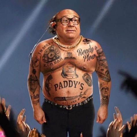 Danny Devito Funny, Trash Meme, Frank Reynolds, The Perfect Man, It's Always Sunny In Philadelphia, Old Memes, Danny Devito, Sunny In Philadelphia, It's Always Sunny