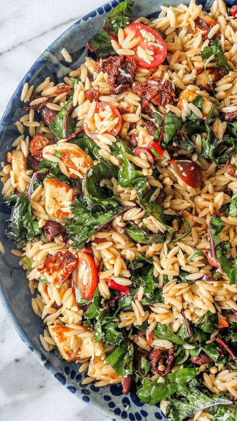 Mediterranean orzo “everything” salad Orzo Mediterranean Salad, Kale Orzo Salad, Orzo Kale Salad, Everything Salad, Spinach Orzo Salad, Cooking Halloumi, Mediterranean Orzo Salad, Lemon Orzo Salad, Mediterranean Orzo