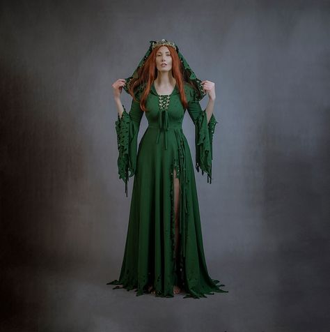 Woodland Wedding Dress, Wedding Dress Fantasy, Goddess Wedding Dress, Elven Wedding Dress, Elven Wedding, Elven Princess, Celtic Viking, Wedding Dresses Whimsical, Medieval Gothic