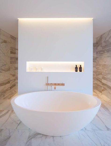 Get inspired by these luxury bathrooms and start redecorating your home in the most fancy and elegant way you can imagine! #luxurybathrooms #bathroomdecoration #luxurybathroomsideas #exclusivebathroomdesigns #bathroomdesign Residential Photography, Residential Development, Bad Inspiration, Steam Showers Bathroom, Ensuite Bathrooms, Bad Design, Dream Bathrooms, Bath Room, Marble Bathroom