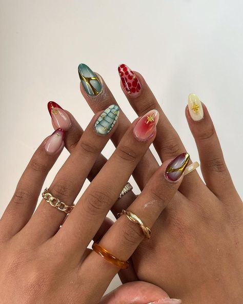 Mismatched Nail Art, College Nails, Mix Match Nails, Crazy Nail Art, Cute Simple Nails, Summery Nails, Nail Polish Designs, Summer Nail, Nail Arts